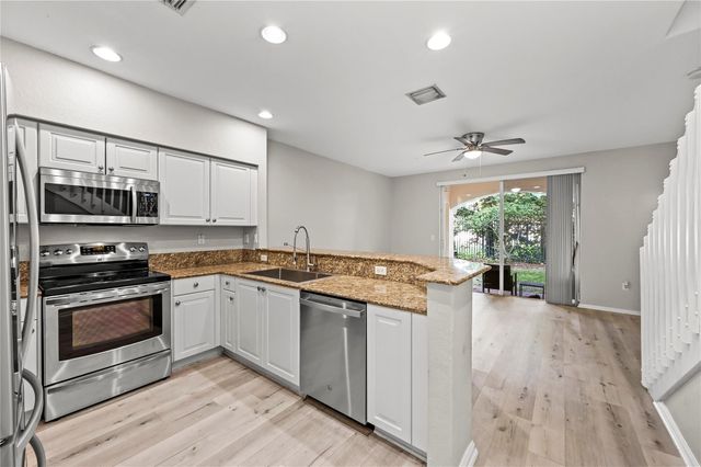 2827 SW 83rd Terrace 102, Miramar, FL 33025