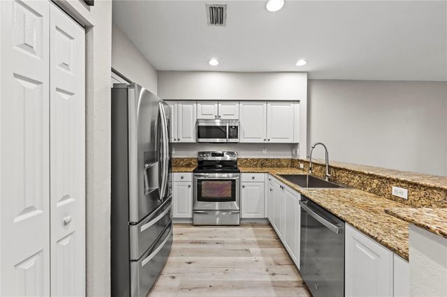 2827 SW 83rd Terrace 102, Miramar, FL 33025