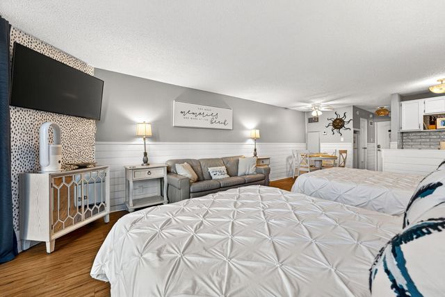 8817 S Thomas Drive A114, Panama City, FL 32408