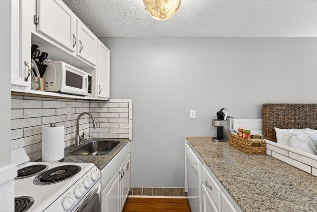 8817 S Thomas Drive A114, Panama City, FL 32408