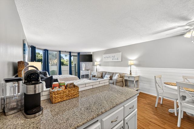 8817 S Thomas Drive A114, Panama City, FL 32408