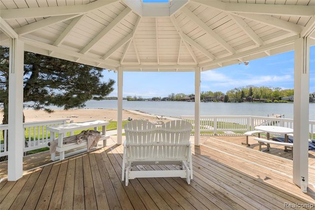 3565 Port Cove Drive 69, Waterford, MI 48328