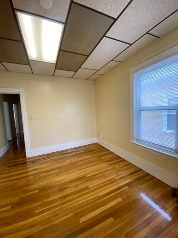 7 Stickney Ave, Somerville, MA 02145