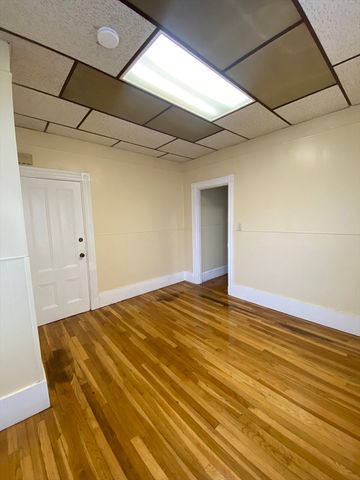 7 Stickney Ave, Somerville, MA 02145