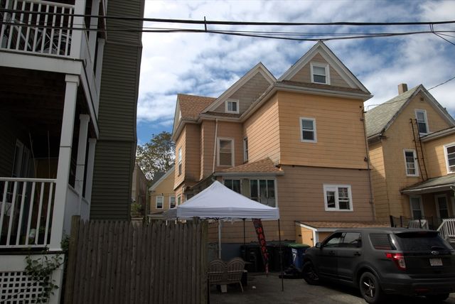 7 Stickney Ave, Somerville, MA 02145