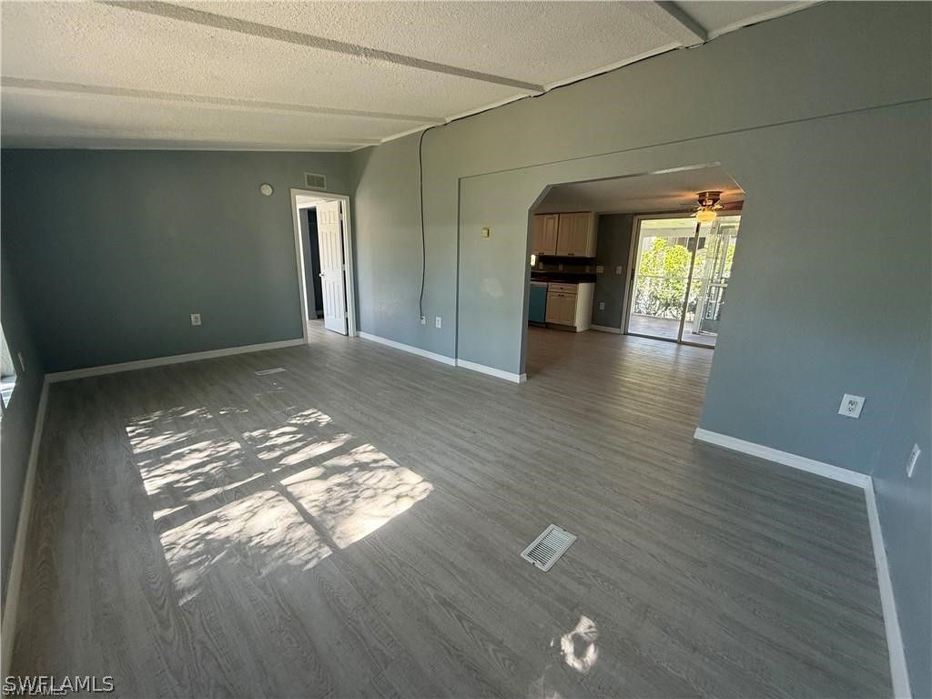 21 Ocho Rios, Naples, FL 34114