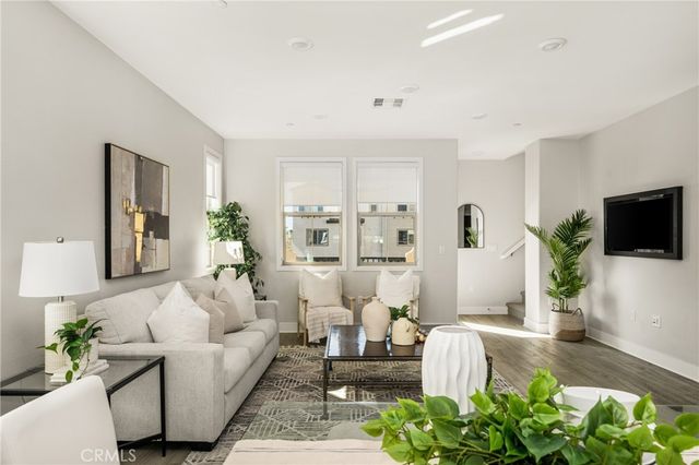 4327 Blazing Star Way, Yorba Linda, CA 92886