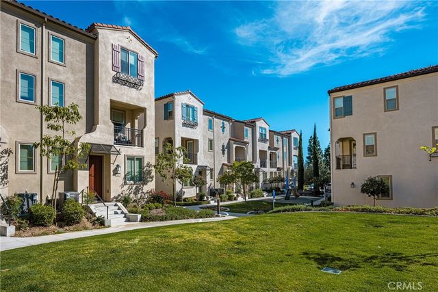 4327 Blazing Star Way, Yorba Linda, CA 92886