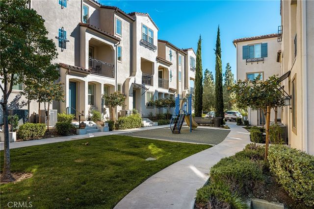 4327 Blazing Star Way, Yorba Linda, CA 92886