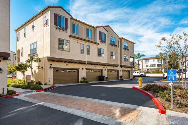 4327 Blazing Star Way, Yorba Linda, CA 92886