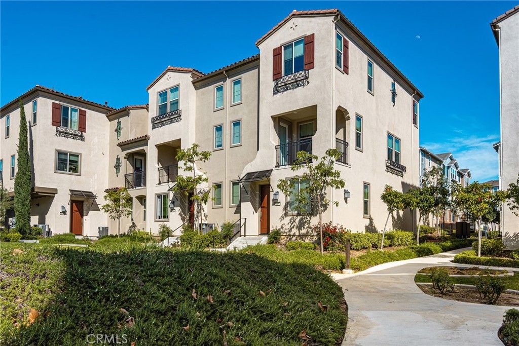 4327 Blazing Star Way, Yorba Linda, CA 92886