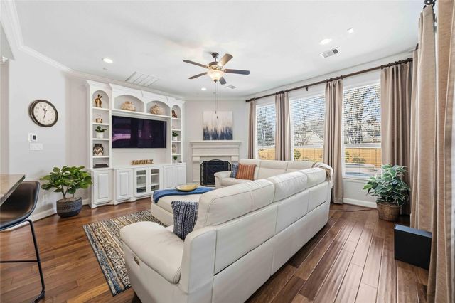 106 Joshuas Place, Montgomery, TX 77316