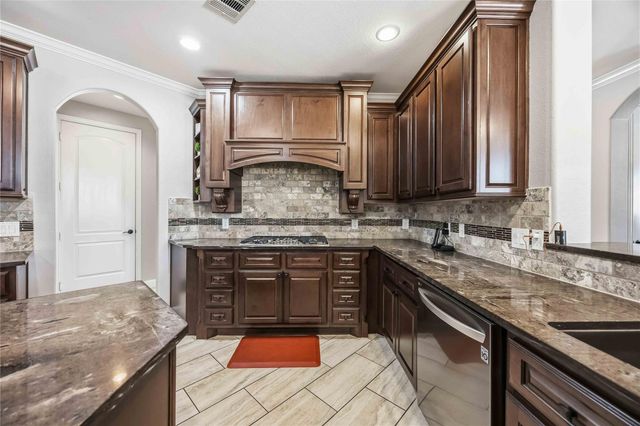 106 Joshuas Place, Montgomery, TX 77316