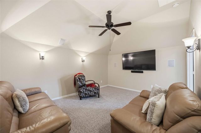 106 Joshuas Place, Montgomery, TX 77316