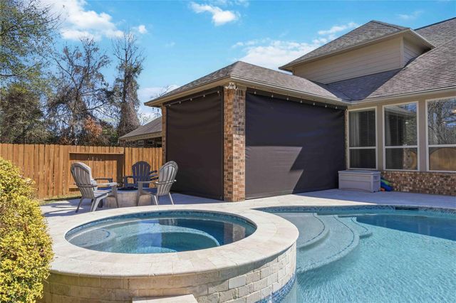 106 Joshuas Place, Montgomery, TX 77316