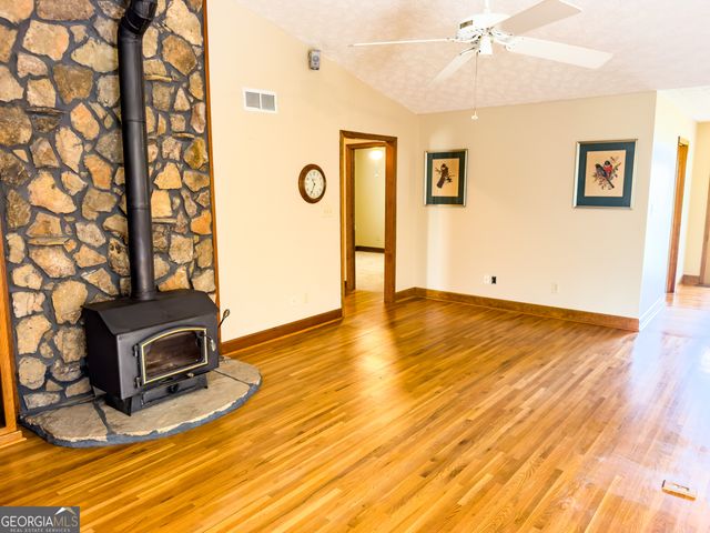 2117 W Grantville Road, Grantville, GA 30220