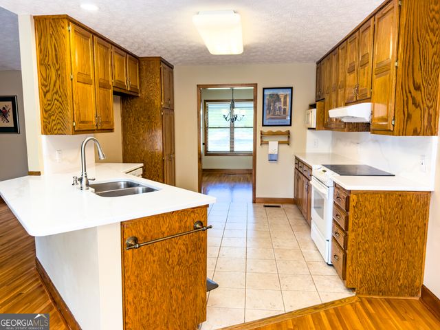 2117 W Grantville Road, Grantville, GA 30220