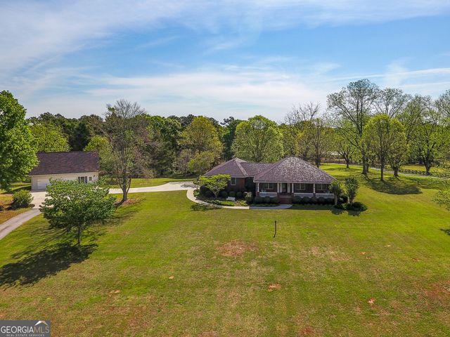 2117 W Grantville Road, Grantville, GA 30220