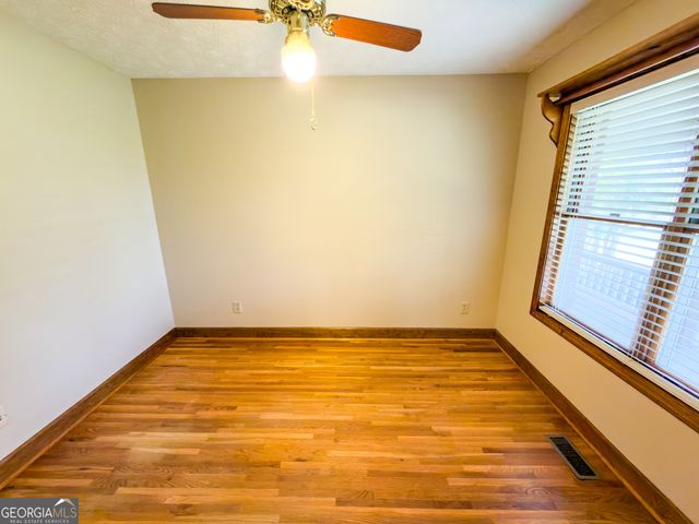 2117 W Grantville Road, Grantville, GA 30220