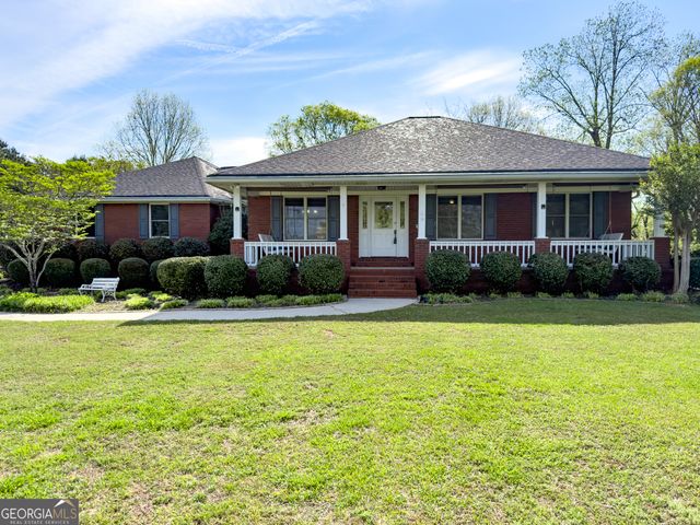 2117 W Grantville Road, Grantville, GA 30220