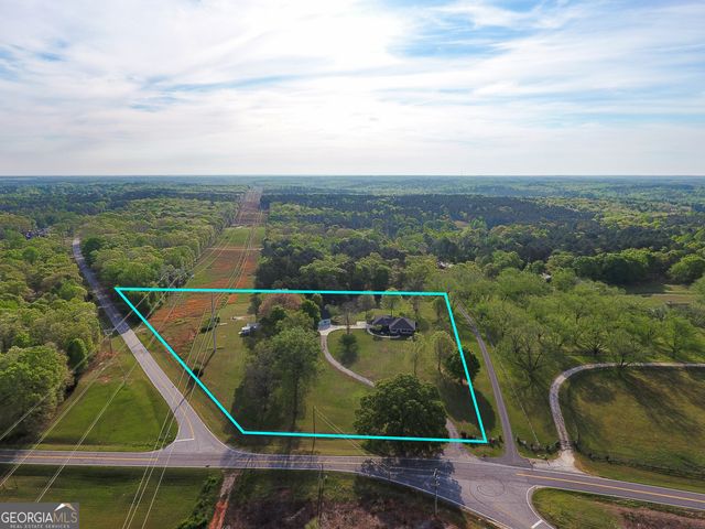 2117 W Grantville Road, Grantville, GA 30220