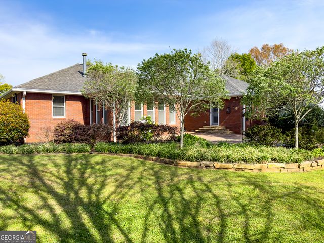 2117 W Grantville Road, Grantville, GA 30220