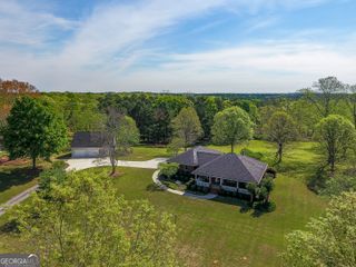 2117 W Grantville Road, Grantville, GA 30220