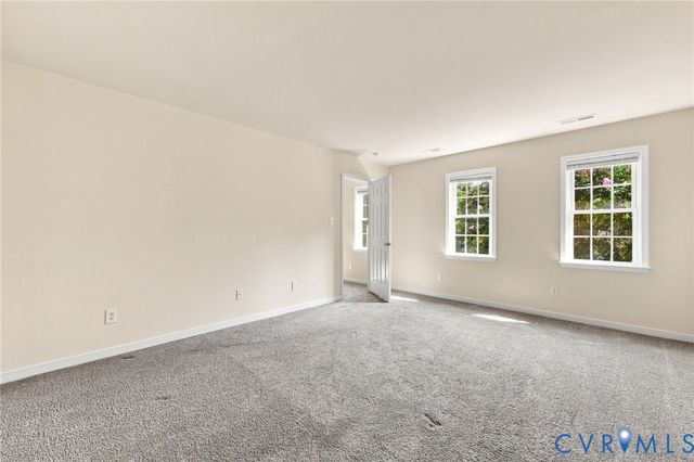 15718 Pypers Pointe Dr, Chesterfield, VA 23838