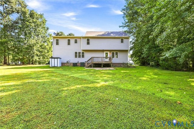 15718 Pypers Pointe Dr, Chesterfield, VA 23838