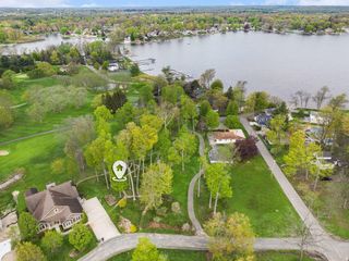 4862 Knoll Court, Watervliet, MI 49098