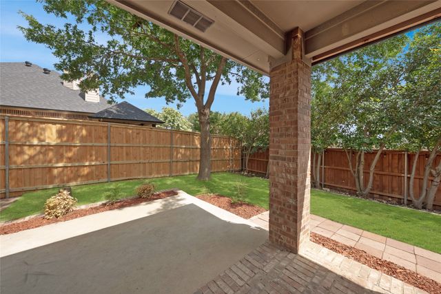 8037 Cedar Lake Lane, Fort Worth, TX 76123