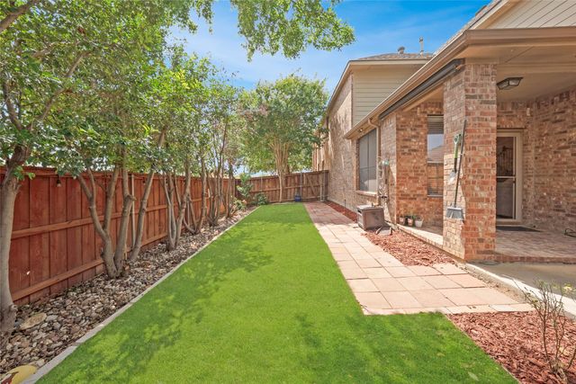 8037 Cedar Lake Lane, Fort Worth, TX 76123