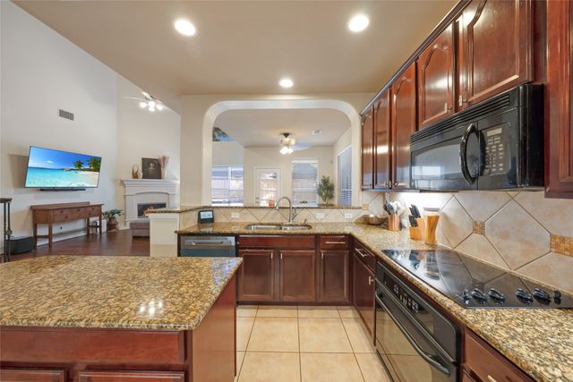 8037 Cedar Lake Lane, Fort Worth, TX 76123