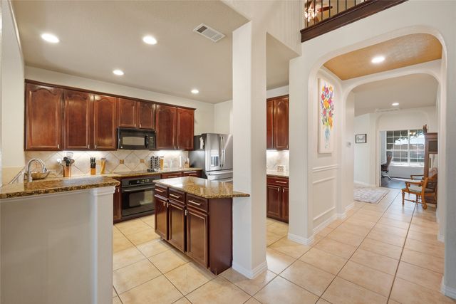 8037 Cedar Lake Lane, Fort Worth, TX 76123