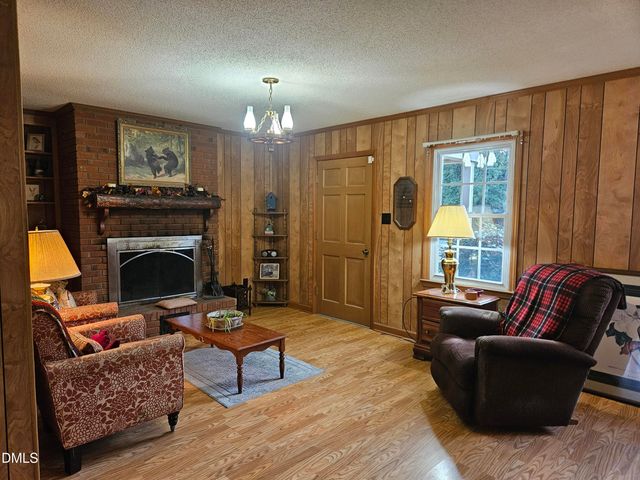 4214 Bellemont Mount Hermon Road, Burlington, NC 27215