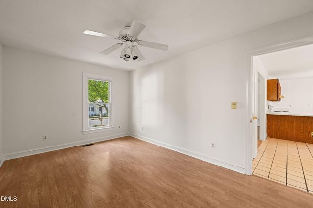 704 E Maple Lane, Fuquay Varina, NC 27526