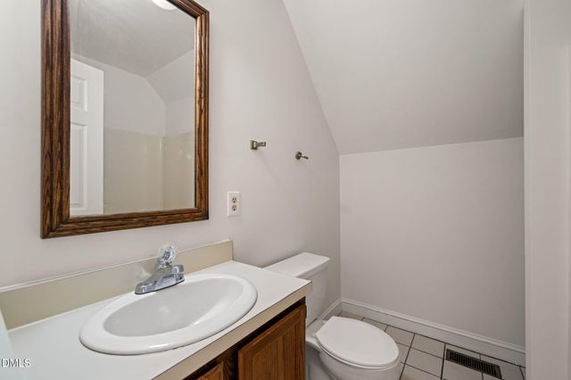 704 E Maple Lane, Fuquay Varina, NC 27526