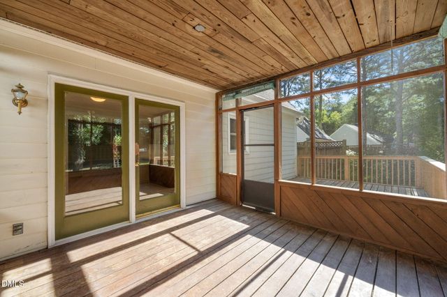 704 E Maple Lane, Fuquay Varina, NC 27526
