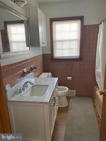 16 THEODORE AVE, Middletown, PA 17057