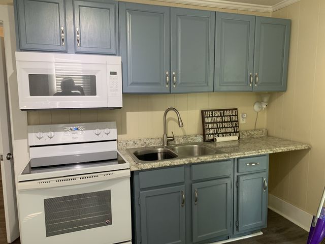 2717 Delaware Ave, Nashville, TN 37209