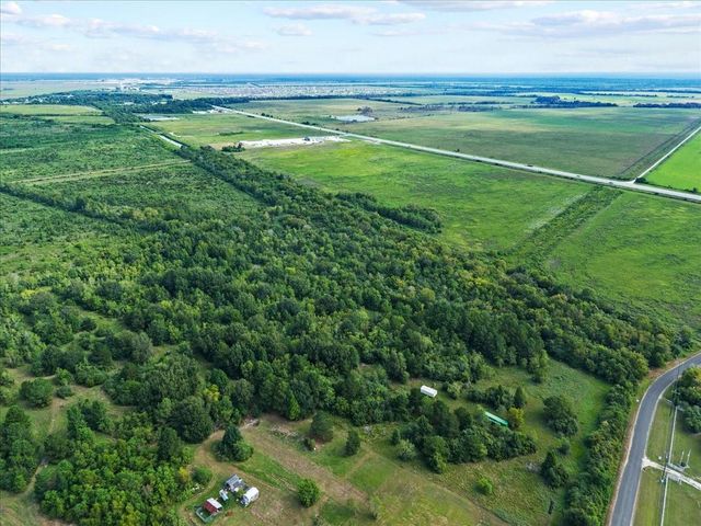 310 County Road 479, Dayton, TX 77535