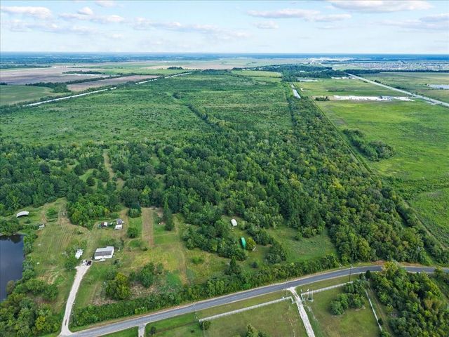 310 County Road 479, Dayton, TX 77535