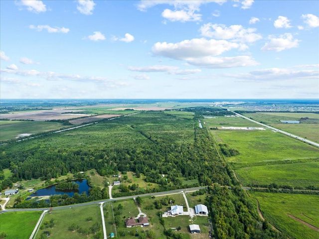 310 County Road 479, Dayton, TX 77535