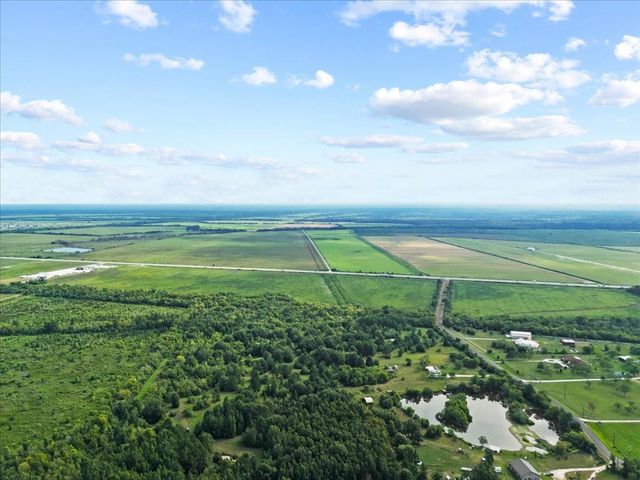 310 County Road 479, Dayton, TX 77535