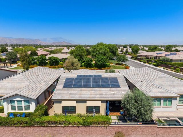51643 Rolling Green Court, Indio, CA 92201