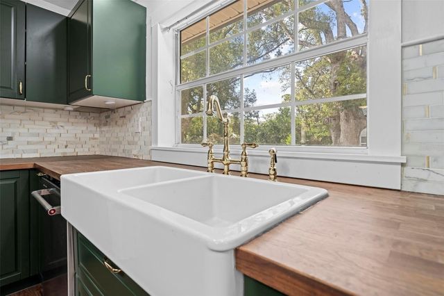 363 ROOSEVELT AVENUE, Brooksville, FL 34604