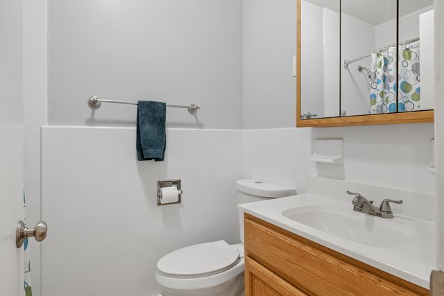 956 Bryn Mawr Avenue, Bartlett, IL 60103