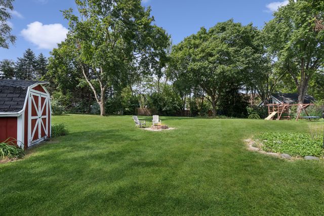 956 Bryn Mawr Avenue, Bartlett, IL 60103