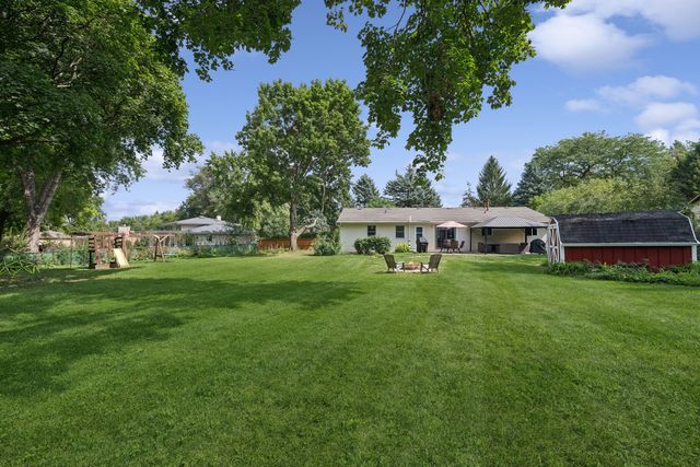 956 Bryn Mawr Avenue, Bartlett, IL 60103