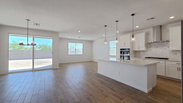 17863 W Elm Street, Goodyear, AZ 85395